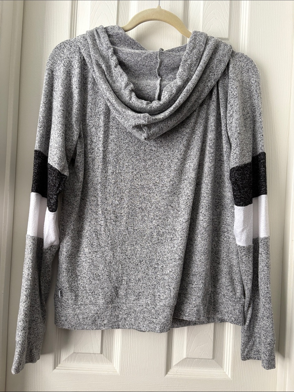 PINK by Victoria's Secret Gray white striped lightweight soft Zip-Up Hoodie L - Picture 4 of 4